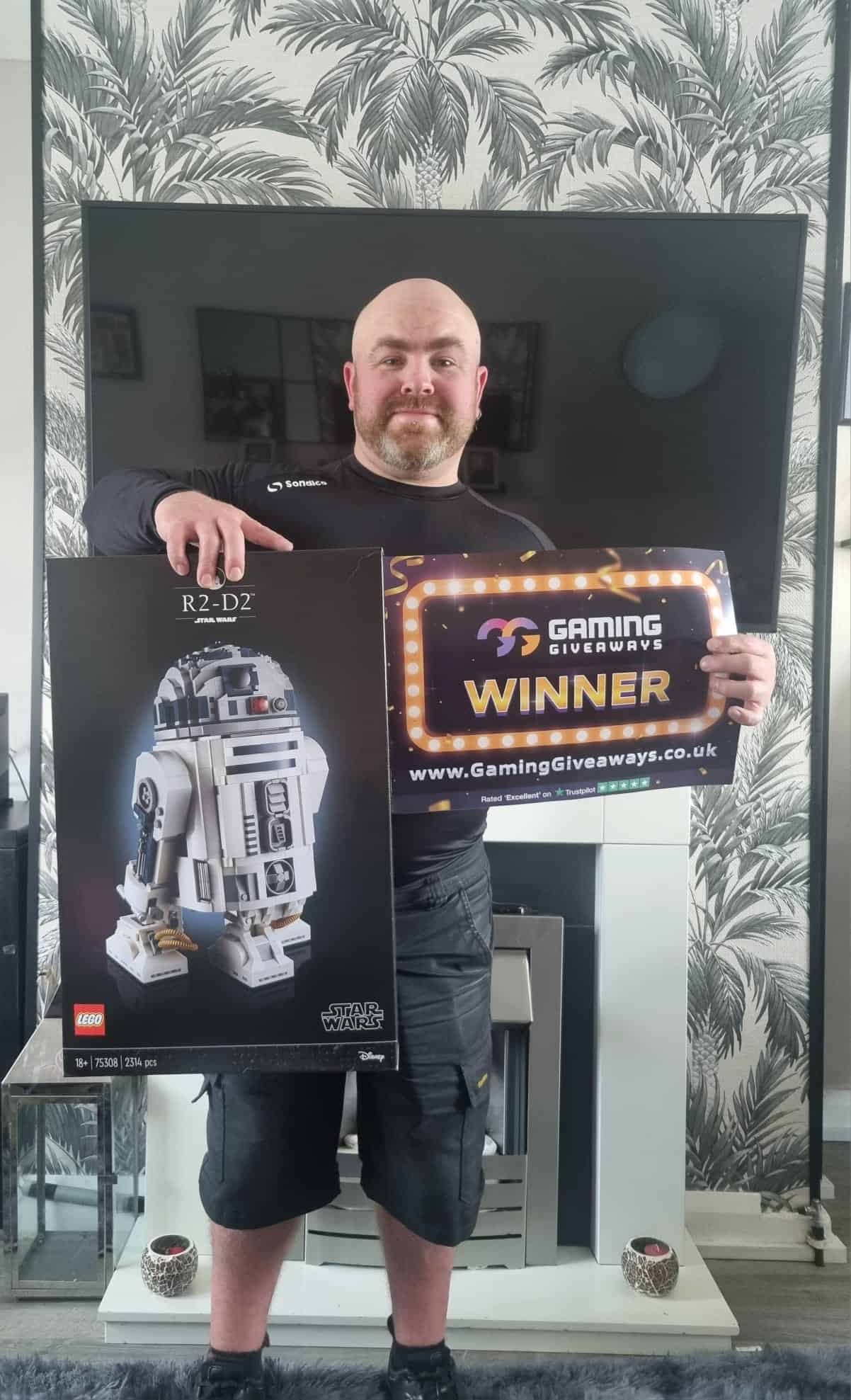 Mark - LEGO R2D2